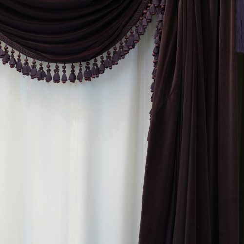 Velvet (1)