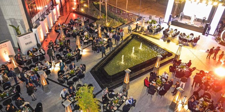 بعد نجاح الأوبن آير مول .. “طلعت مصطفى” تفتح باب الإيجارات فى “إيست هب”.. وإقبال من كبرى العلامات التجارية