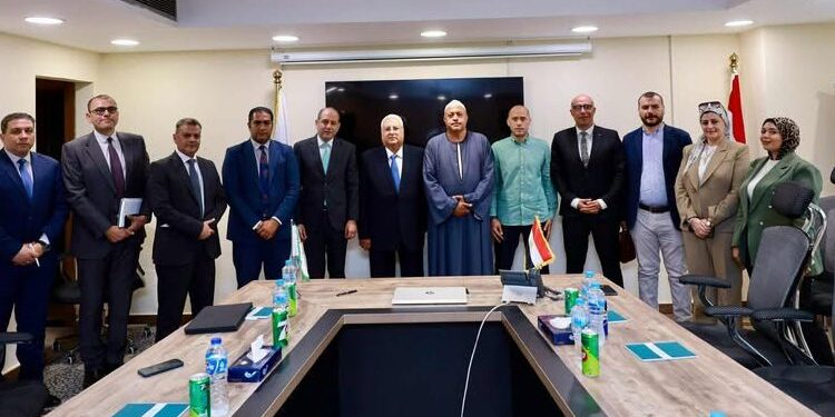 البنك الزراعي المصري يوقع بروتوكول تعاون لتمويل صغار المربين بعائد 5%