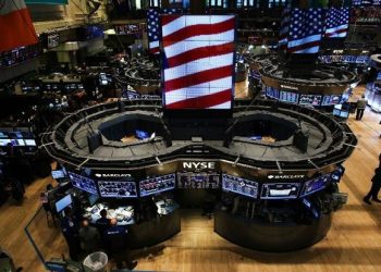 مؤشرات الأسهم الأمريكية تنتعش وسط بوادر تهدئة حرب الرسوم الجمركية مع الصين