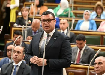 وزير الإسكان: إنشاء وحدة بهيئة المجتمعات العمرانية لتنظيم السوق العقارية في مصر