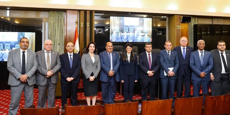 «المشاط»: نسعى إلى تحويل هيكل الاقتصاد المصري نحو القطاعات القابلة للتداول والتصدير