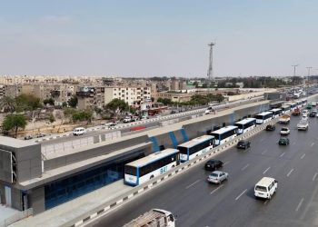 النقل تبدأ تجارب تدريب سائقي أتوبيسات مشروع الأتوبيس الترددي BRT