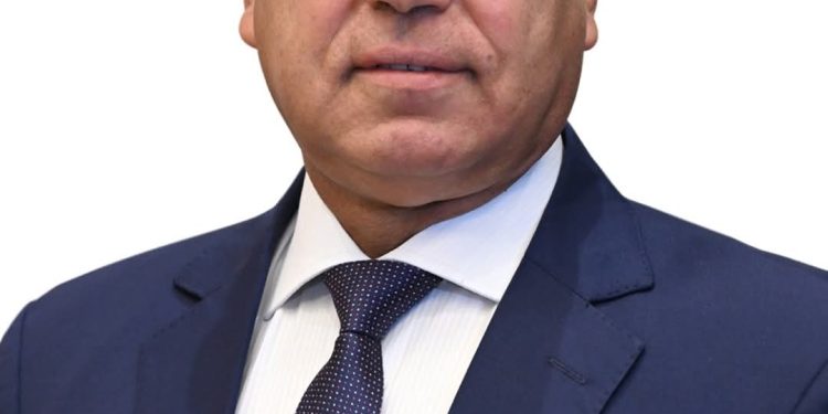 الوزير: تزامنًا مع عيد العمال القادم.. طرح جديد للوحدات الصناعية الجاهزة في قنا والأقصر وأسوان الكترونيًا