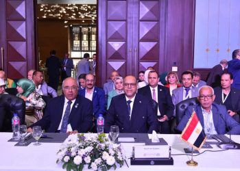 وزير العمل يواصل مشاركته في فعاليات مؤتمر العمل العربي بالقاهرة