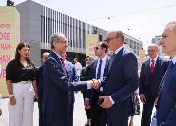 وزير الاتصالات يفتتح المقر الإقليمى الجديد لشركة إنتلسيا Intelcia فى مصر