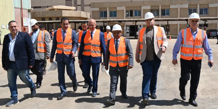 هيئة المجتمعات العمرانية” تبحث دعم التصنيع المحلي لمهمات محطات المياه بالمدن الجديدة