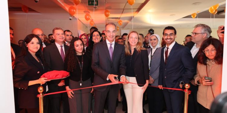 وزير الاتصالات يفتتح مقر شركة IGT Solutions العالمية الرائدة فى مجال خدمات التعهيد فى المنطقة التكنولوجية بالمعادي