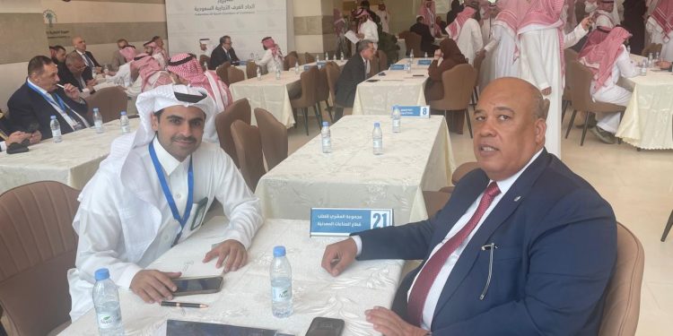 رئيس غرفة القاهرة التجارية يعقد لقاءات ثنائية مع رجال أعمال سعوديين