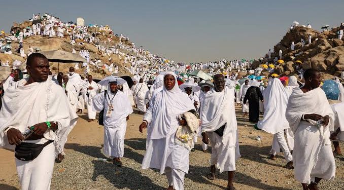 بيان من السياحة خاص بموسم الحج 2025