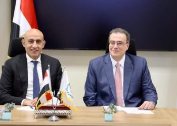 وزير التعليم ورئيس التنظيم والإدارة يتفقان على رفع الحد الأقصى لسن المتقدم في مسابقة شغل وظائف “معلم مساعد” من معلمي الحصة حتى 45 عامًا
