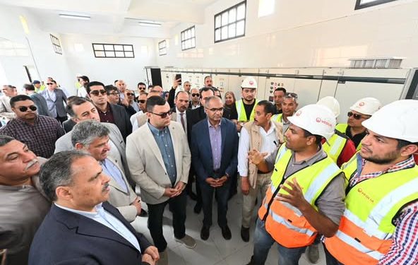 وزير الإسكان ومحافظ الشرقية يبدآن جولة تفقدية بعدد من مشروعات المياه والصرف الصحي بالمحافظة