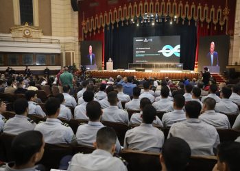 وزير الصناعة والنقل يفتتح فعاليات الملتقي الطلابي “موبيلتي