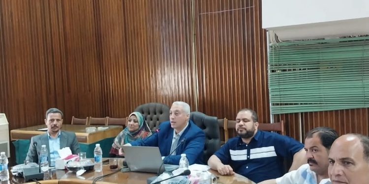 “الإسكان”: تحسين بيئة الاستثمار وإدارة منظومة المياه في ورشتي عمل بـ15 مايو والصالحية الجديدة