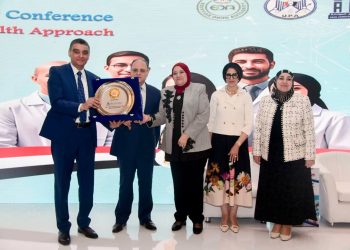 انطلاق فعاليات ملتقي الفارما الثامن والمؤتمر الدولي التاسع للصيادلة العرب تحت عنوان ” نهج الصحة الواحدة”