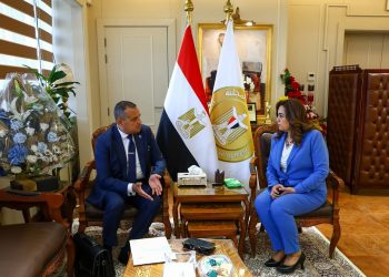 وزيرة التنمية المحلية تستقبل محافظ جنوب سيناء لمتابعة مشروعات الخطة الاستثمارية