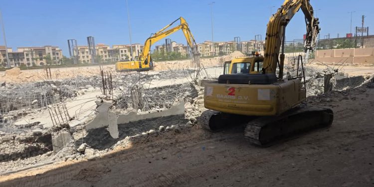 “الإسكان”: تنفيذ حملات إزالة لتعديات ومخالفات بناء بالساحل الشمالي الغربي