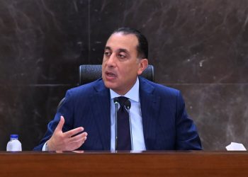 رئيس الوزراء: 4 سفن “تغويز” تعمل في مصر الصيف المقبل