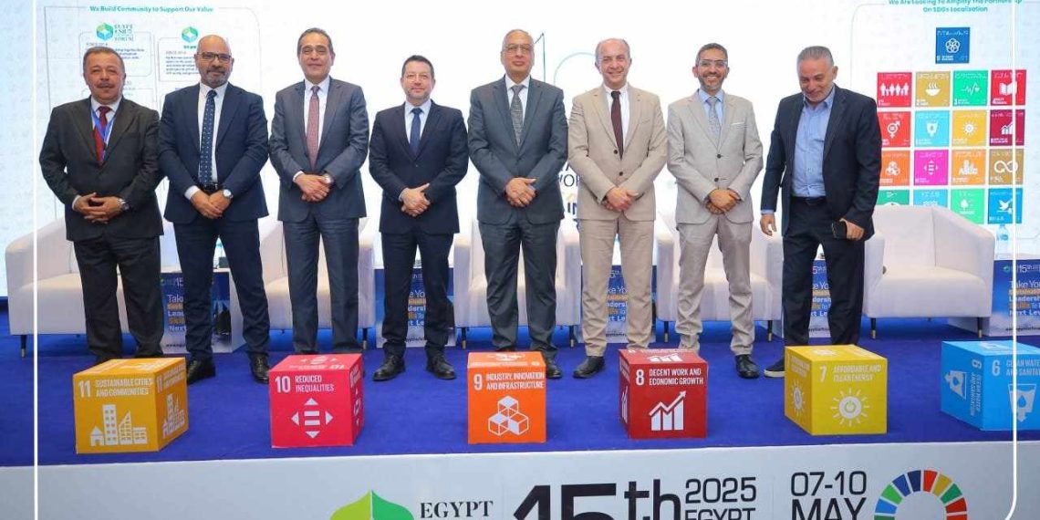 أبو المكارم: مطلوب مراكز معلومات سوقية متخصصة مدعمة من الدولة والمجالس التصديرية