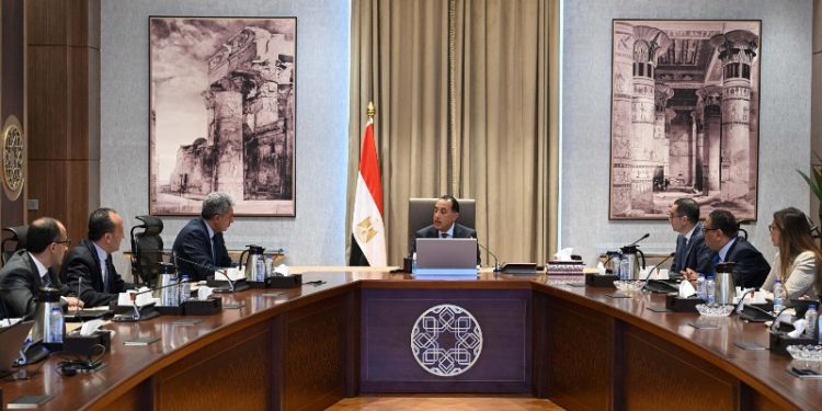 إتاحة الفرص الاستثمارية الخاصة بقطاعي السياحة والآثار على الخريطة الاستثمارية