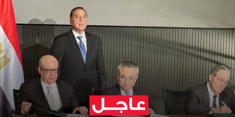 رئيس الوزراء يشهد مراسم توقيع عقود “جريان”.. ويؤكد: مشروع يجسد رؤية تنموية متكاملة