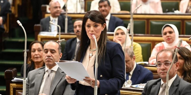 المشاط “المؤشرات الأولية تُشير إلى استمرار تحسن معدلات النمو الاقتصادي