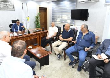 وزير الإسكان يعقد اجتماعا لمتابعة مشروعات مركز مارينا العلمين السياحي