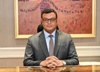 وزير الإسكان: إزالة التعدي  واسترداد مساحة 153 فدانا بمدينة سفنكس الجديدة