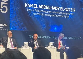 لوزير  يشارك في الجلسه الافتتاحية بمنتدى الترابط العالمي