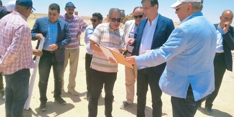 وزير الزراعة يثمن جهود الباحثين ويطالبهم ببذل المزيد من الجهد لتحقيق التنمية