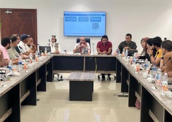 رئيس جهاز مدينة المنصورة الجديدة يلتقي سكان المدينة للاستماع إلى مطالبهم ومقترحاتهم
