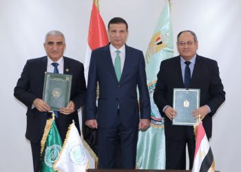 الزراعة” و “أكساد” يوقعان حزمة مشروعات لتعزيز الأمن الغذائي والتنمية الزراعية المستدامة في مصر