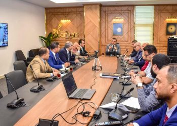 وزير الإسكان يترأس اجتماع اللجنة التنسيقية العليا لمتابعة ملفات العمل بكل المدن