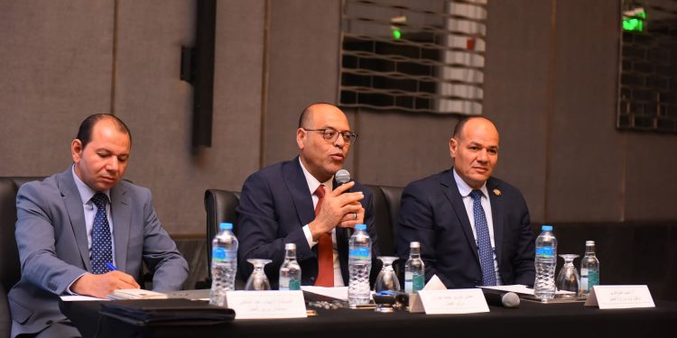 وزير العمل: قانون العمل الجديد يُحقق العدالة والتوزان بين صاحب العمل والعامل في “بيئة لائقة”
