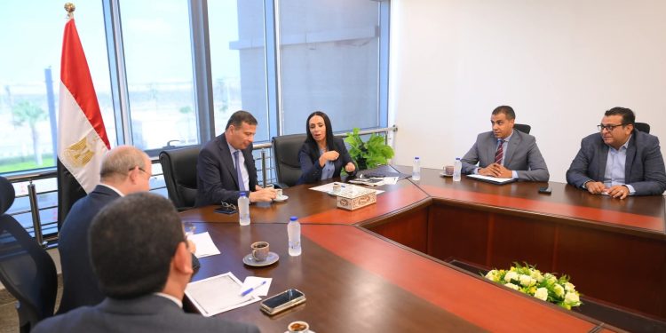 وزيرا التضامن الاجتماعي والزراعة واستصلاح الأراضي يبحثان الشراكة في إقامة معرض دائم لـ”ديارنا”