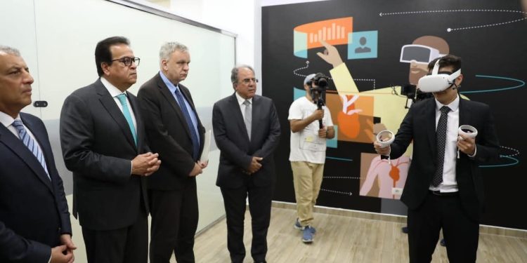 نائب رئيس الوزراء وزير الصحة يفتتح أول معمل متطور للمحاكاة بالمعهد الفني الصحي بالإسماعيلية