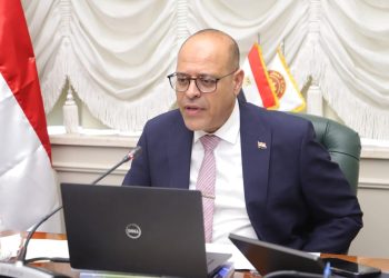 وزير العمل :مطلوب 200 عامل زراعي للعمل في شركة أردنية ..ورابط للتقديم من اليوم