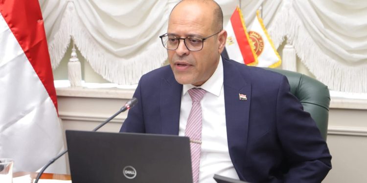 وزير العمل :مطلوب 200 عامل زراعي للعمل في شركة أردنية ..ورابط للتقديم من اليوم