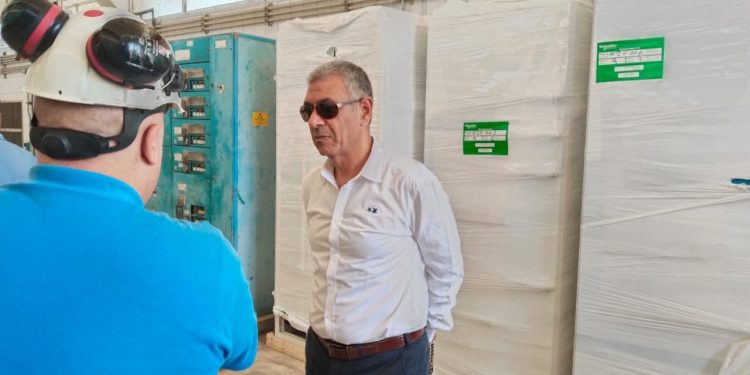 رئيس الجهاز التنفيذي لمشروعات المياه والصرف” يتفقد تشغيل وصيانة محطة معالجة الجبل الأصفر