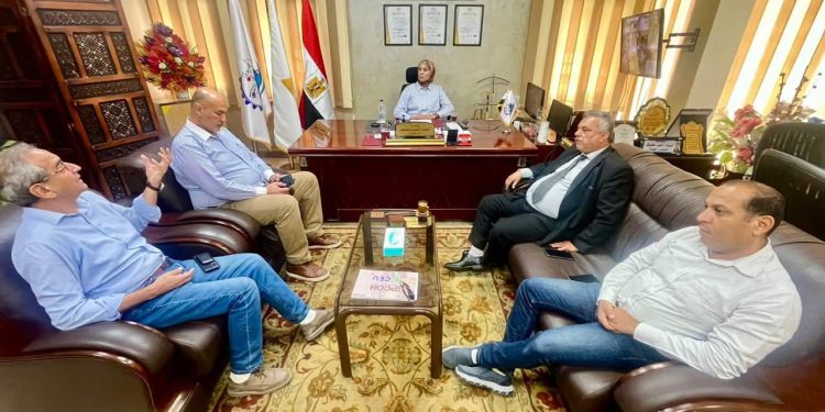 مسئولو مدينة السويس الجديدة يستقبلون وفدا من شركة السويس للبترول ضمن مبادرة “اعرف مدينتك”