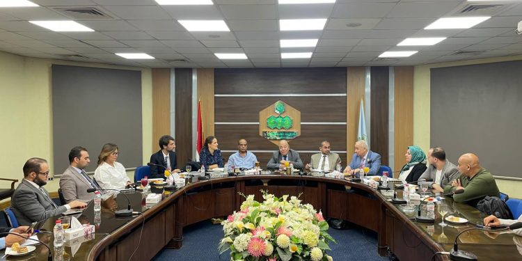 جمعية المستثمرين تستقبل وفداً السفارة البريطانية لبحث الاستثمارات المشتركة