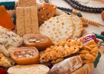 العامة لمخابز القاهرة تطرح 25 طن من حلوى المولد