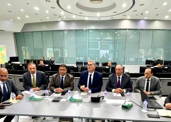 في زيارة مفاجئة لمركز التحكم.. وزير البترول يطمئن على تأمين تدفقات الغاز لمحطات الكهرباء وقطاعات الاستهلاك مع ارتفاع درجات الحرارة