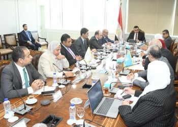 وزير الإسكان يتابع آخر مستجدات الإجراءات التنفيذية لتفعيل أحكام القانون بشأن بعض الأحكام المتعلقة بقوانين إيجار الأماكن وإعادة تنظيم العلاقة بين المالك والمستأجر