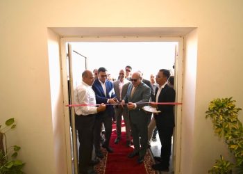 وزير الإسكان يفتتح المركز الثقافي بمدينة القاهرة الجديدة