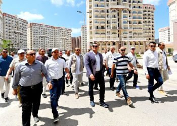 وزير الإسكان يتفقد مشروع التجمع العمراني “صوارى” بمنطقة غرب كارفور بالإسكندرية