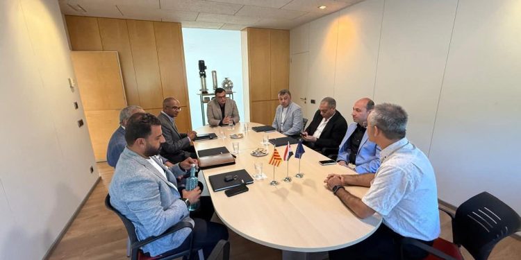 وزير الإسكان يزور مصنع “هيدرو – Hydroo” للطلمبات في إسبانيا
