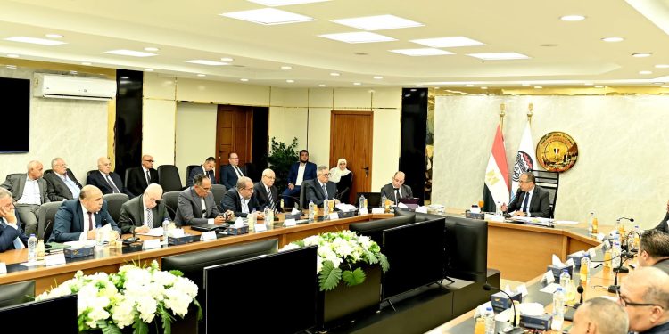 عمومية القابضة للتشييد” برئاسة وزير قطاع الأعمال العام تعتمد الموازنة التخطيطية لعام 2025-2026