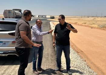 وزير الإسكان: رئيس جهاز مدينة سفنكس الجديدة يتفقد مشروعات الطرق والمرافق