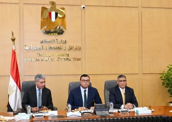 وزيرا الإسكان والسياحة والآثار ومحافظ الجيزة يتابعون آخر مستجدات الدراسات تطوير المنطقة بين سفنكس وهرم سقارة
